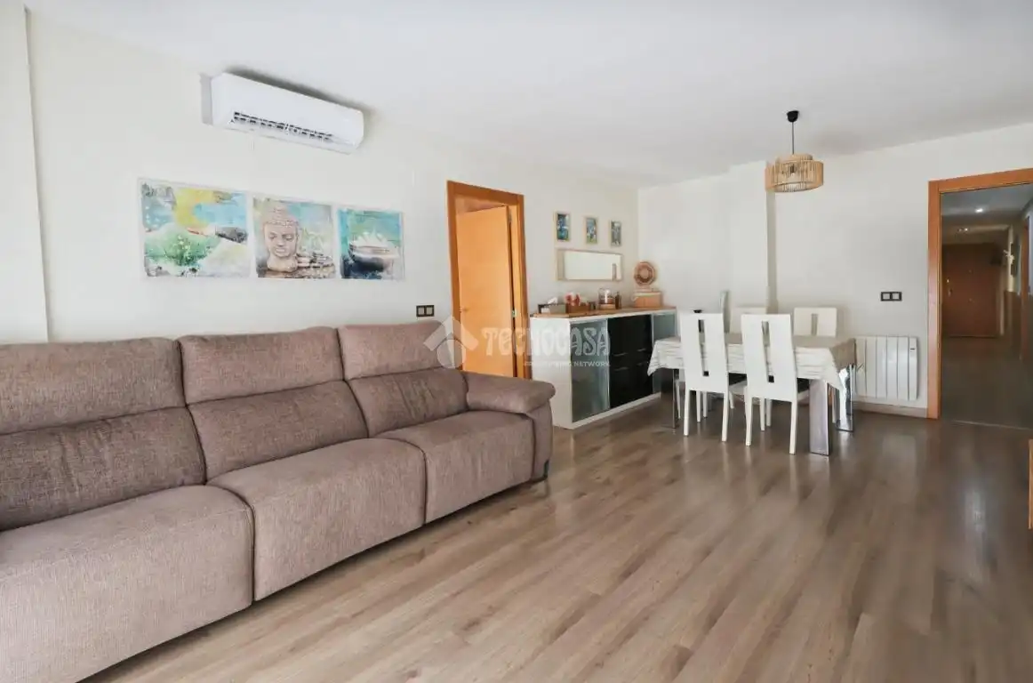 Wohnzimmer von Wohnung zum Verkauf in Sagunto / Sagunt mit Klimaanlage, Heizung und Balkon