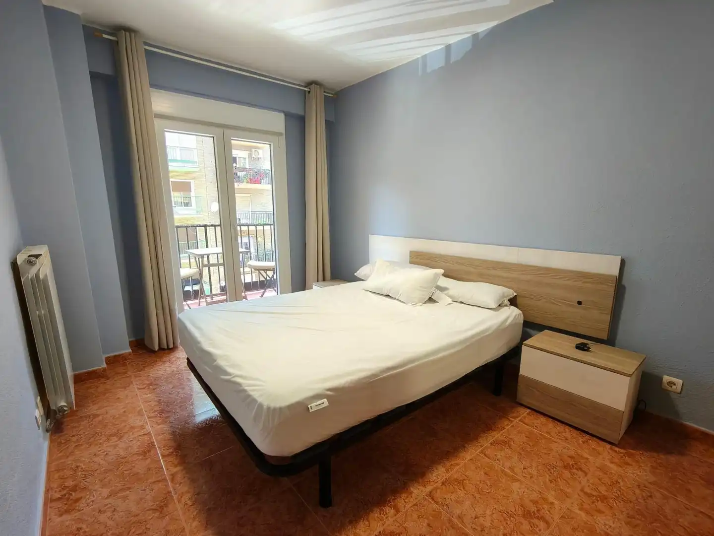 Schlafzimmer von Wohnung zur Miete in Zaragoza mit Heizung, Terrasse und Balkon
