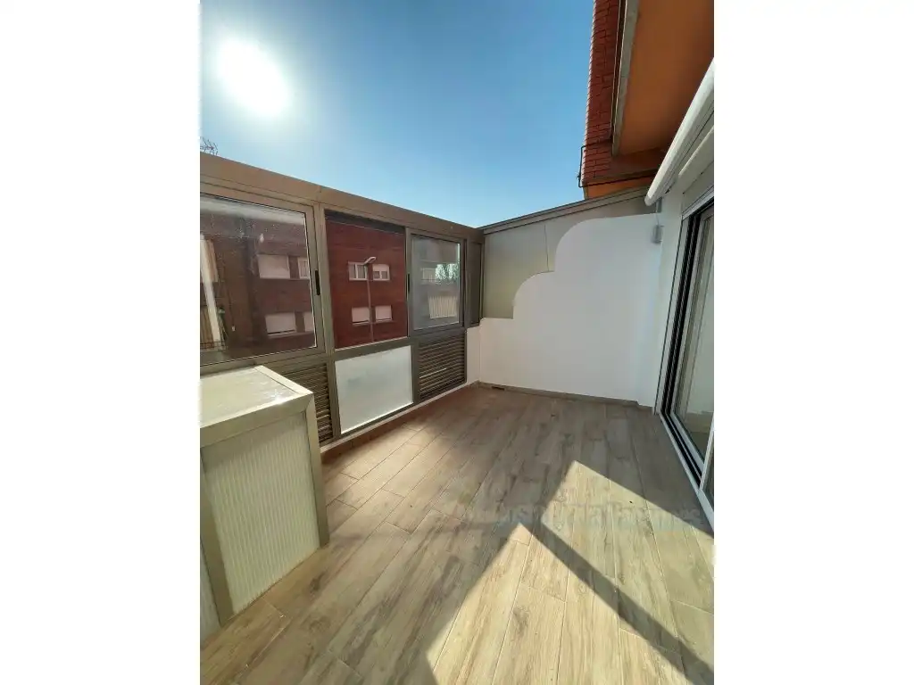 Piso en venta en Avenida Alegries, imagen 3