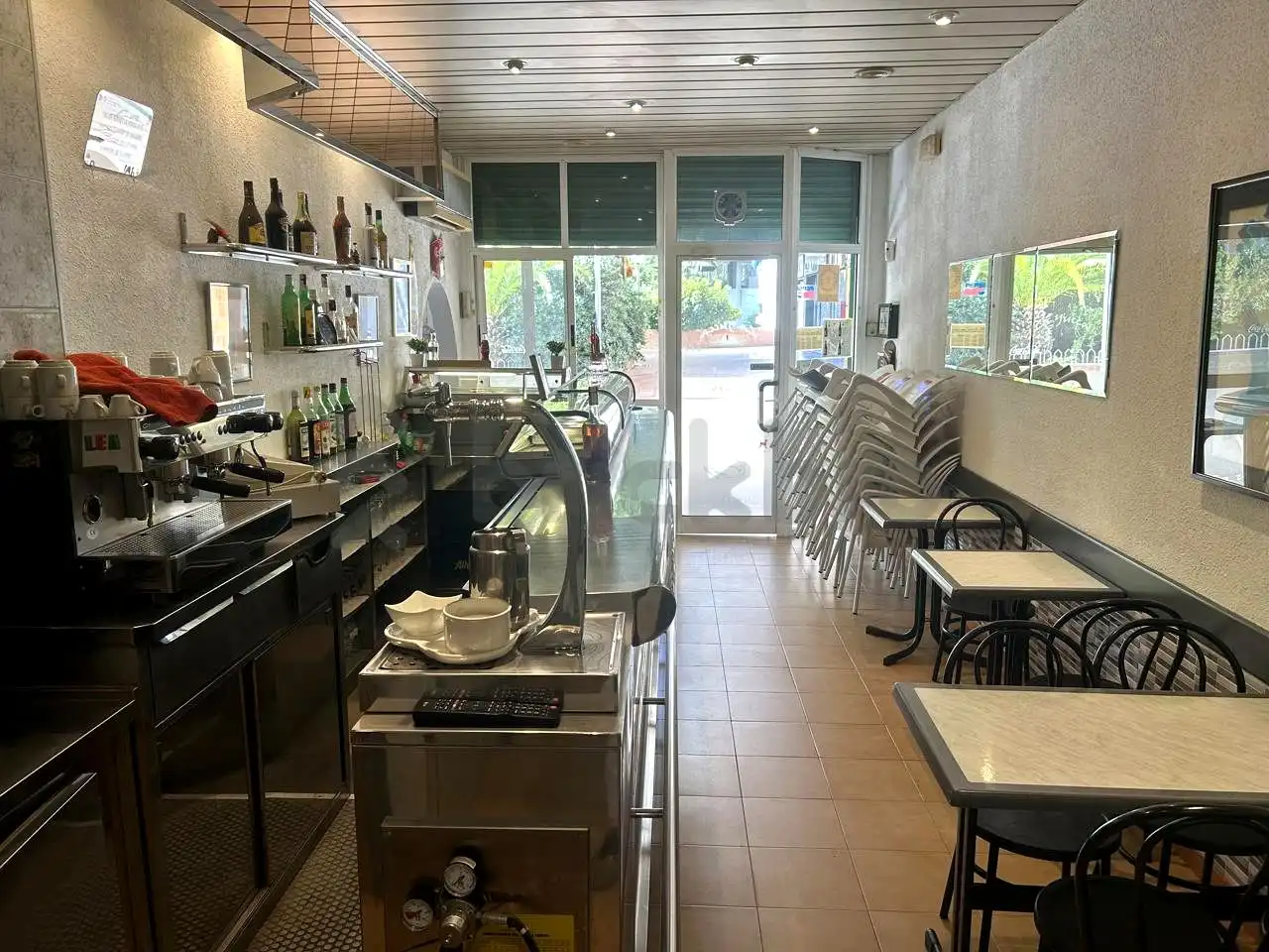 Business premises for sale in De Les Corts Catalanes, imagen 16