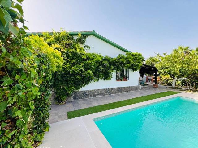 Casa-chalet en Venta en martin pescador en El Romeral - Peñón de Zapata