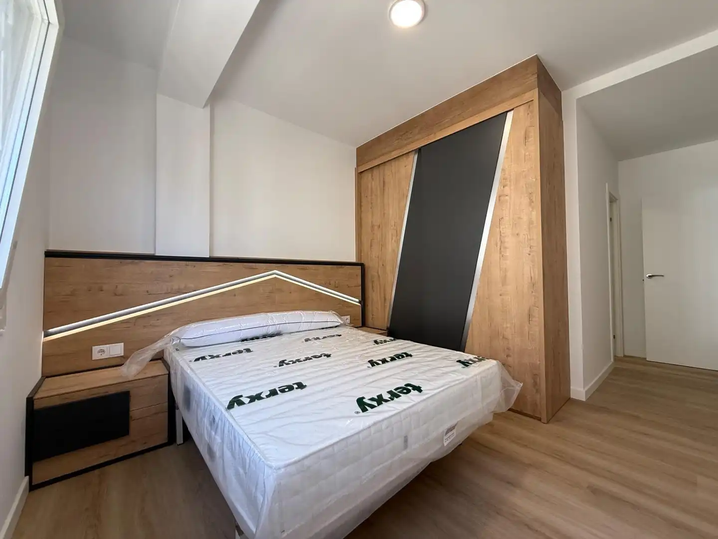 Schlafzimmer von Wohnung zur Miete in Boiro