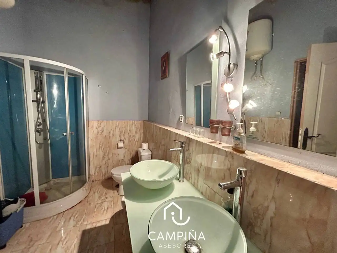 Badezimmer von Country house zum Verkauf in Trigueros mit Privatgarten und Terrasse