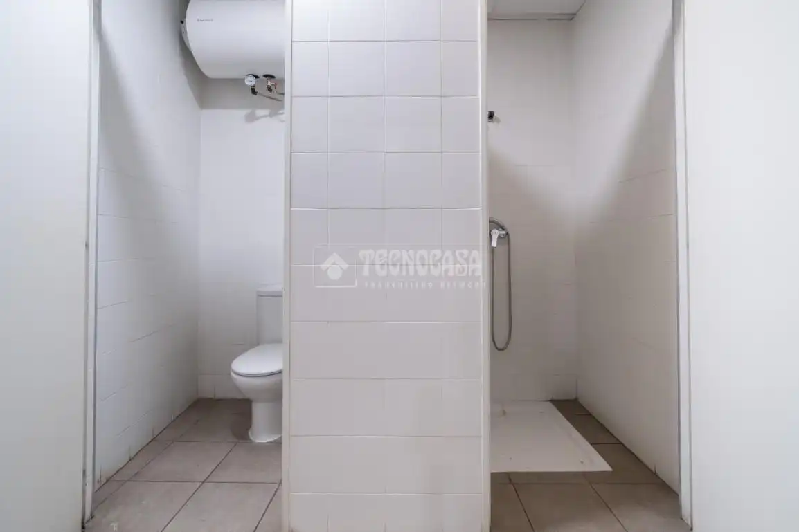 Local comercial en venda a Centro, imagen 6