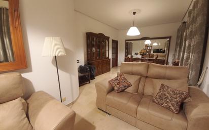 Living room of Flat for sale in Úbeda  with Air Conditioner and Balcony