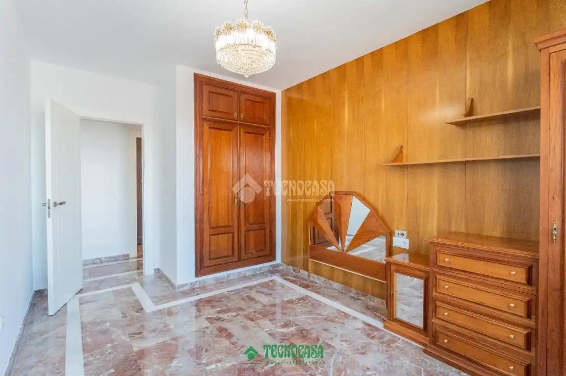 Habitación de Piso en venta en Almería con Aire acondicionado
