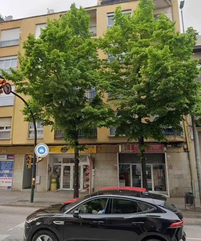 Piso en venta en Passeig OLOT 90