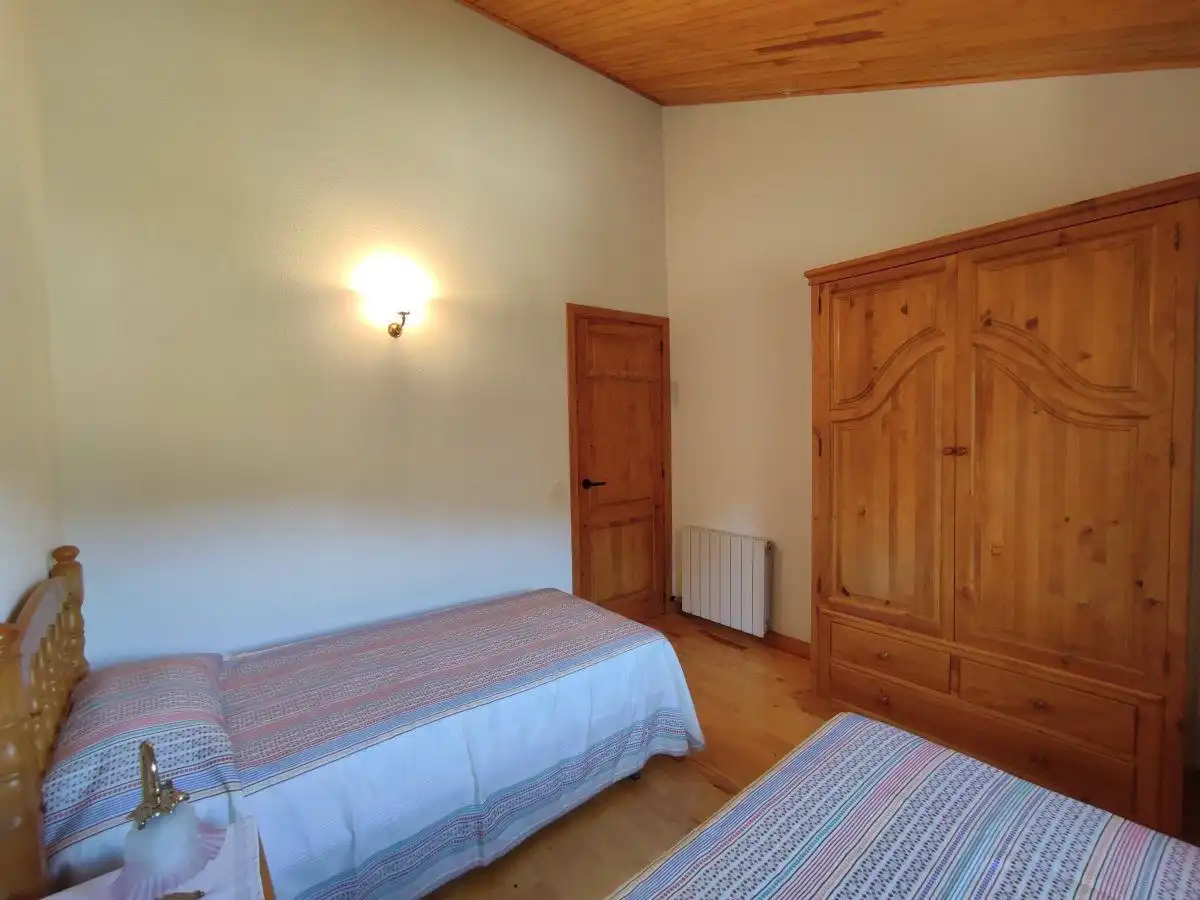 Habitación de Casa adosada en venta en Aínsa-Sobrarbe con Calefacción, Jardín privado y Terraza