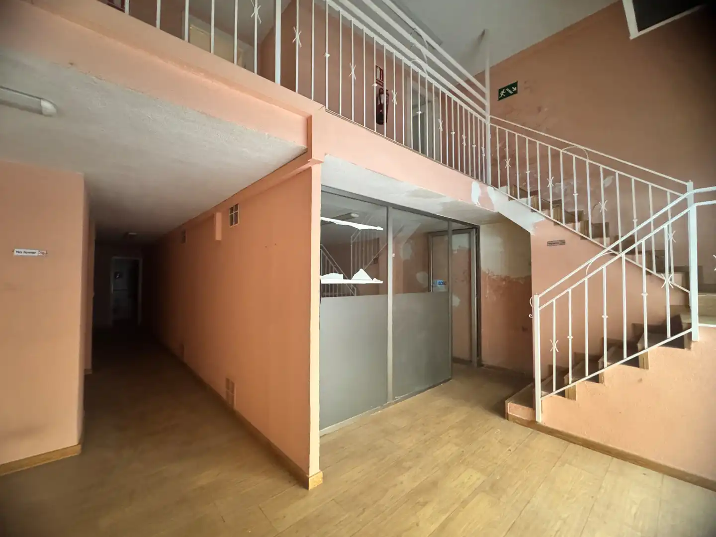 Local comercial en venda a Calle Sederos