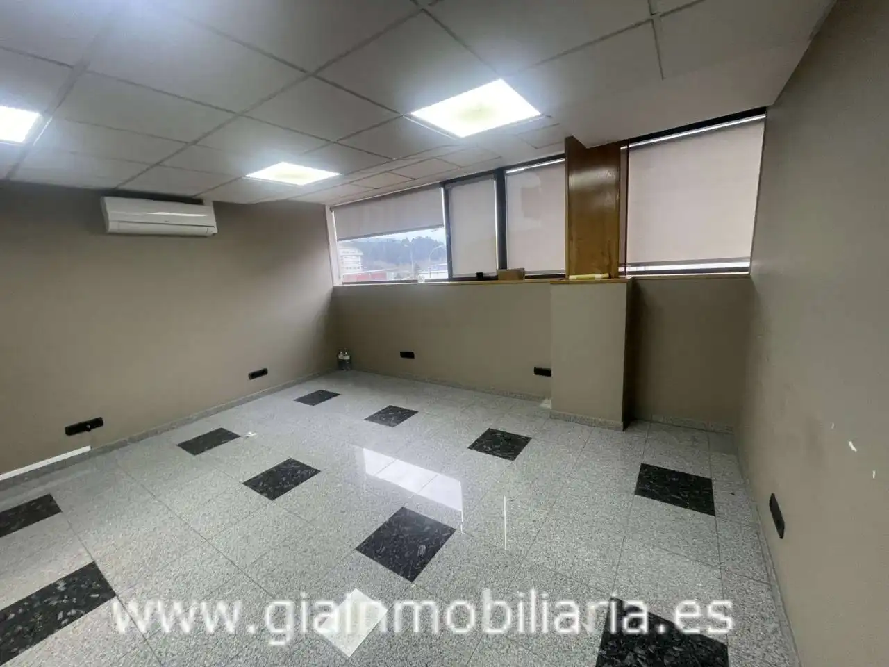 Local comercial en venta en Calle Paz Varela, imagen 12