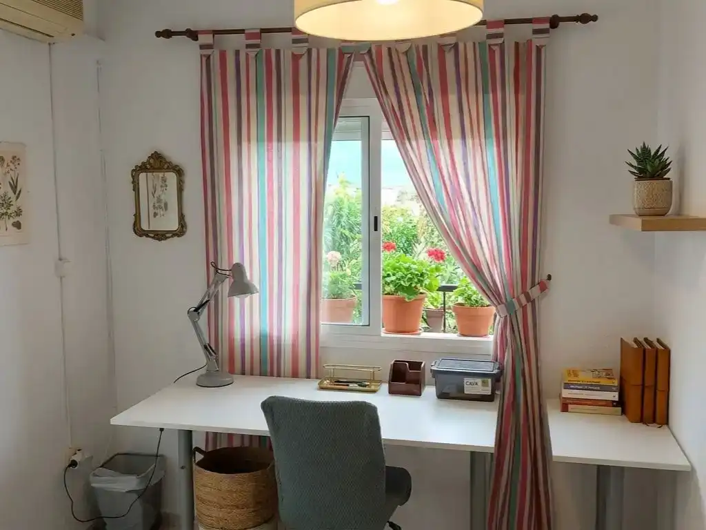 Habitación de Piso de alquiler en Jun con Aire acondicionado y Amueblado