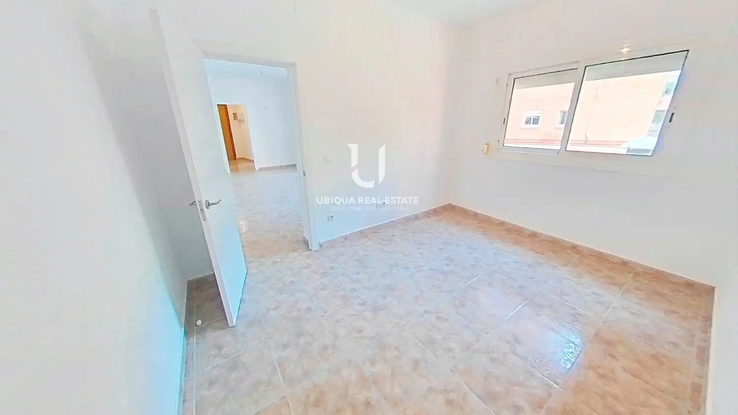 Habitación de Piso en venta en Barcelona con Terraza y Balcón