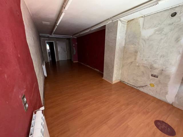 Local comercial en Alquiler en Gran Passeig de Ronda en Instituts - Universitat