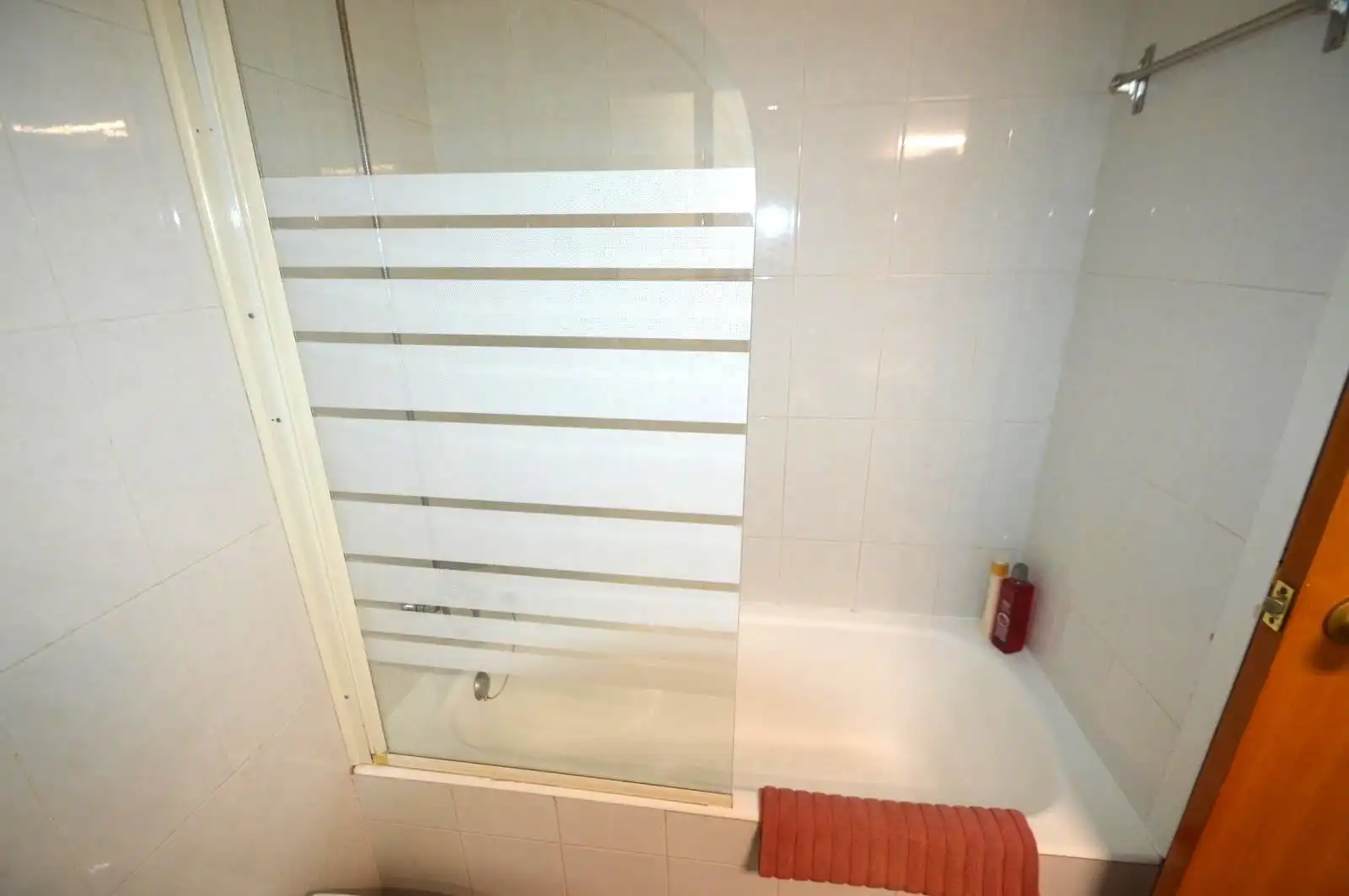 Badezimmer von Country house zum Verkauf in Vinaròs mit Klimaanlage, Heizung und Terrasse