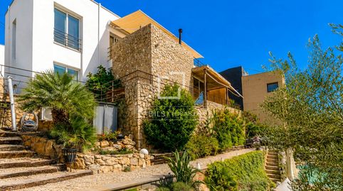 Espectacular villa de 4 habitaciones con piscina en Olivella, imagen 3