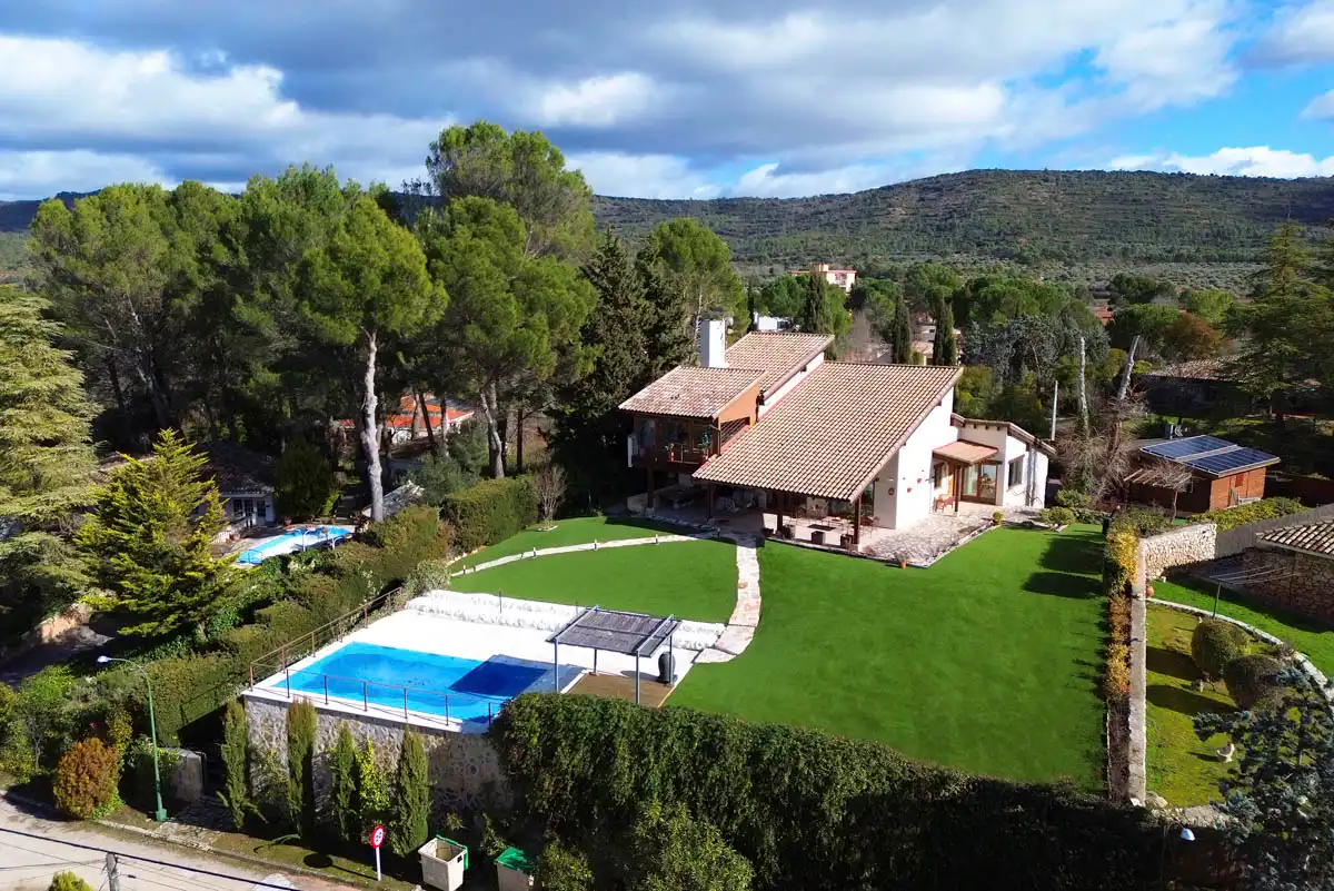 Garden of Houses for sale in Sacedón  with Air Conditioner, Heating and Private garden