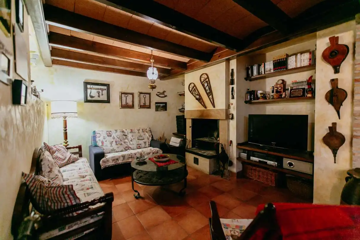 Sala d'estar de Casa o xalet en venda en Banastás amb Aire condicionat, Calefacció i Jardí privat