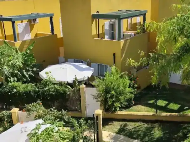 Jardí de Pis en venda en Rota amb Aire condicionat, Jardí privat i Piscina