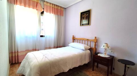 Photo 4 of Flat to share in Calle Periodista Llorente, 10, Marxalenes, Valencia