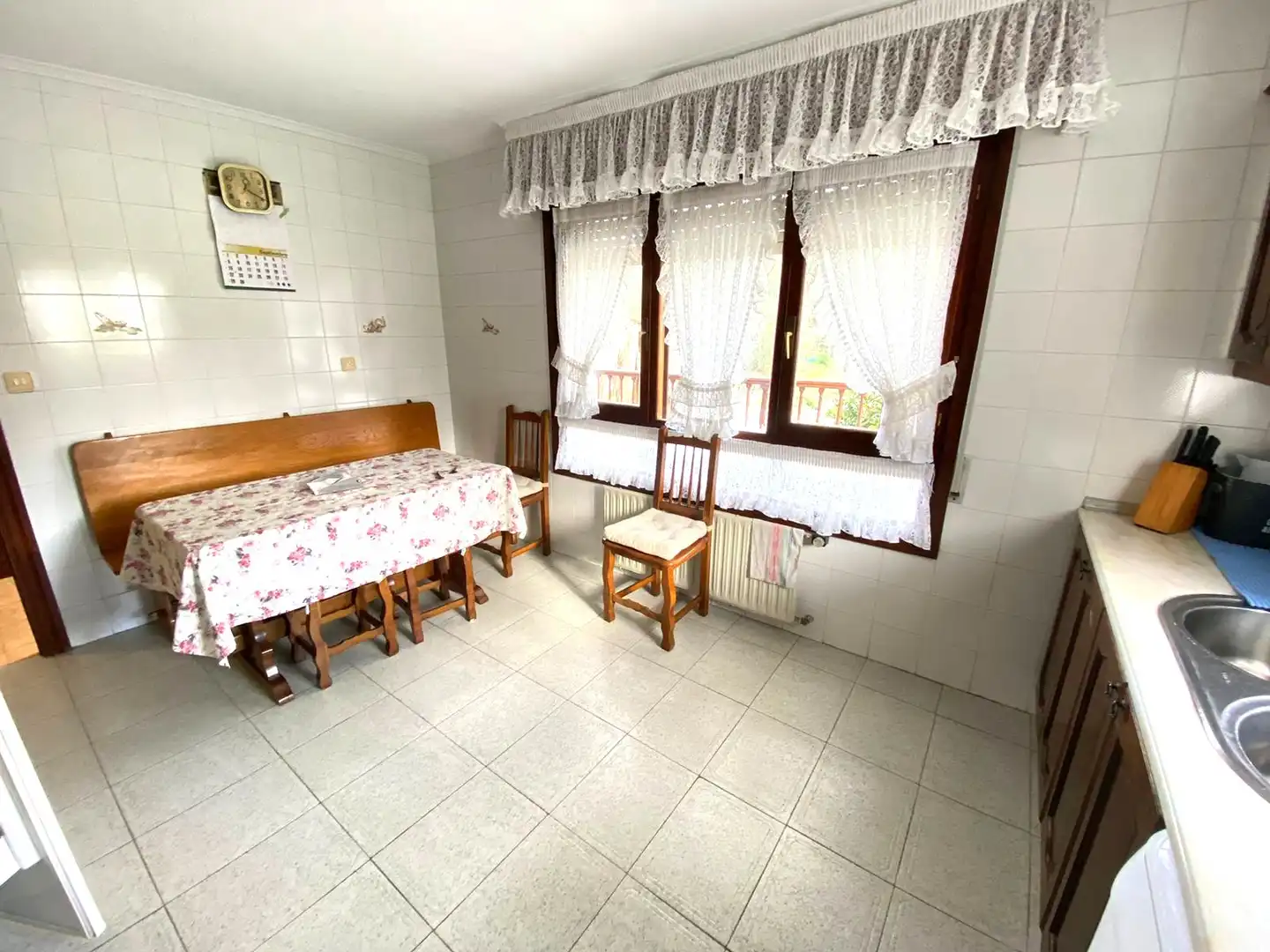 Dormitori de Casa o xalet en venda en Castro-Urdiales amb Calefacció, Jardí privat i Parquet
