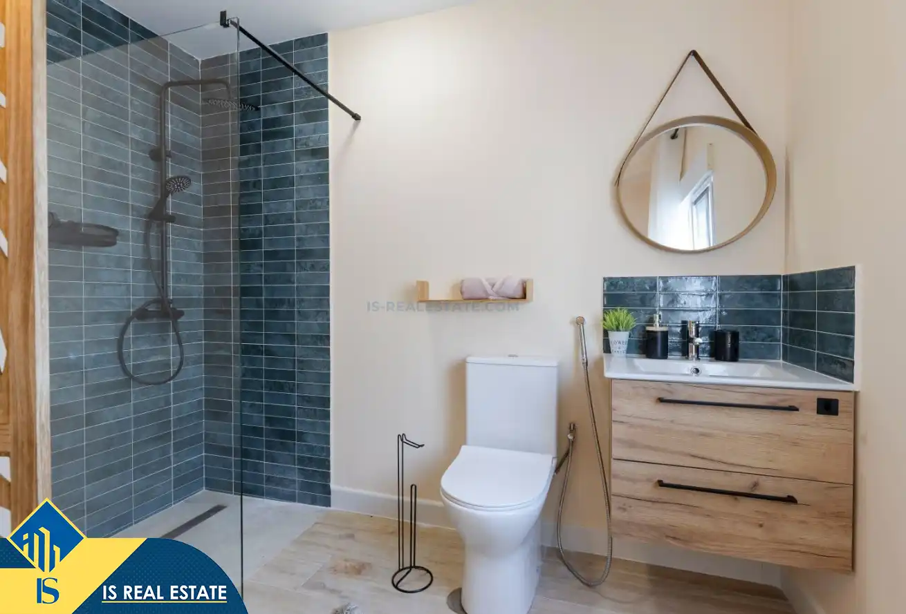 Baño de Casa adosada en venta en Torrevieja con Aire acondicionado, Calefacción y Amueblado