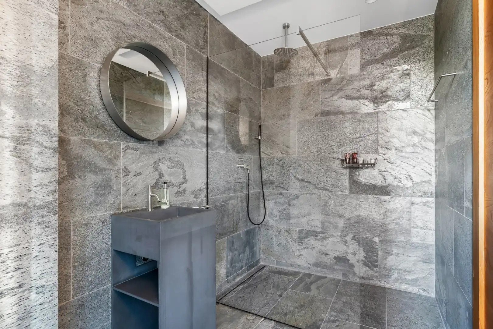 Baño de Casa o chalet en venta en Esplugues de Llobregat con Aire acondicionado, Calefacción y Terraza