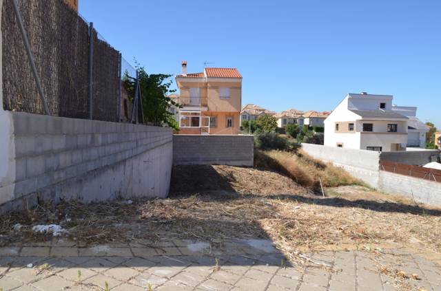 Terreno residencial en Venta en Calle GOMEZ MORENO en Jun