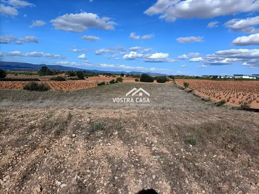 Terreno en venta en Caudete de las Fuentes
