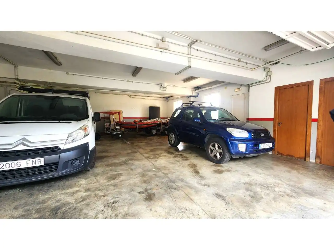 Parking of Houses for sale in Sabadell  with Air Conditioner, Heating and Private garden