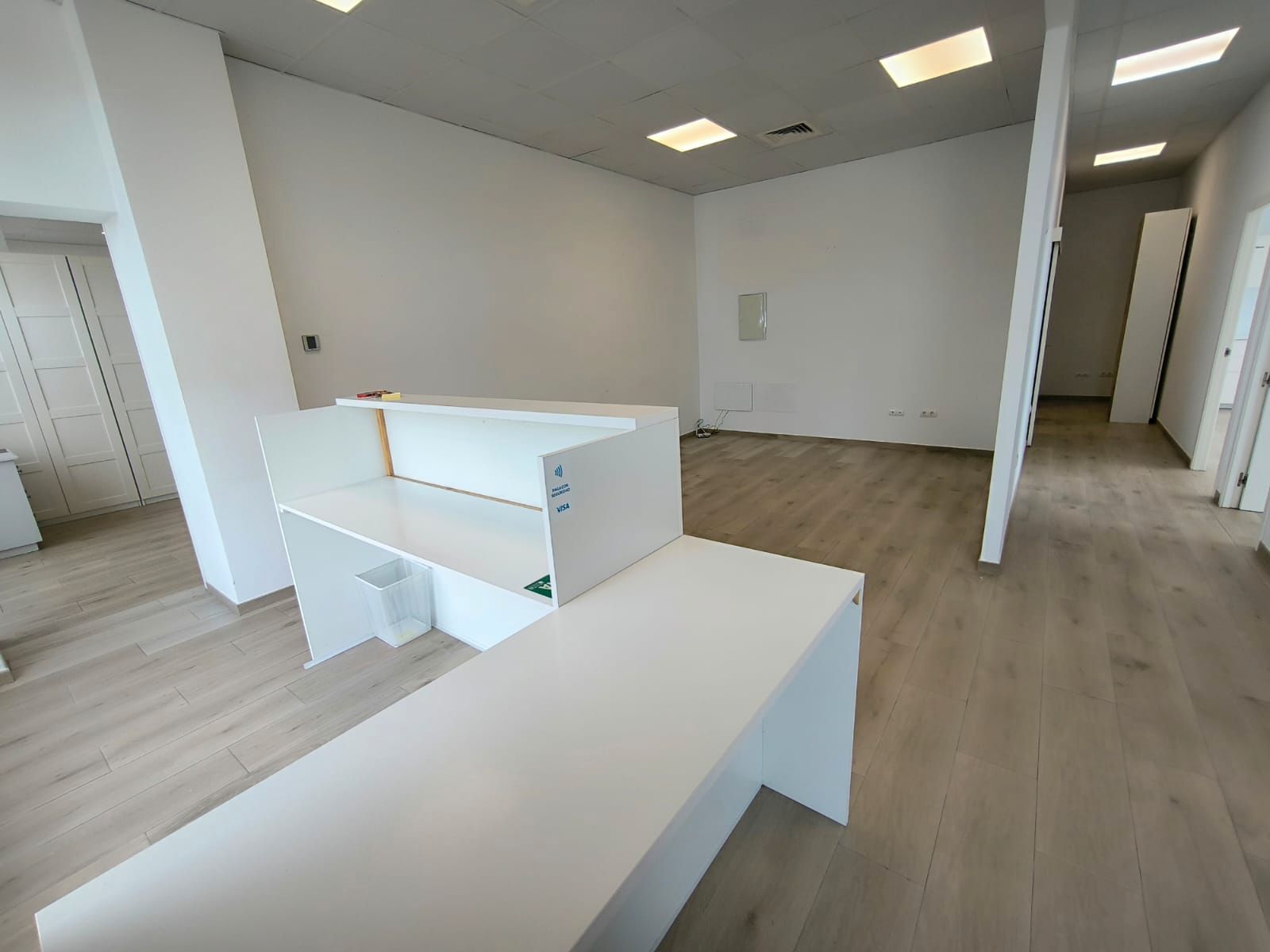 Local de lloguer en Marbella amb Aire condicionat