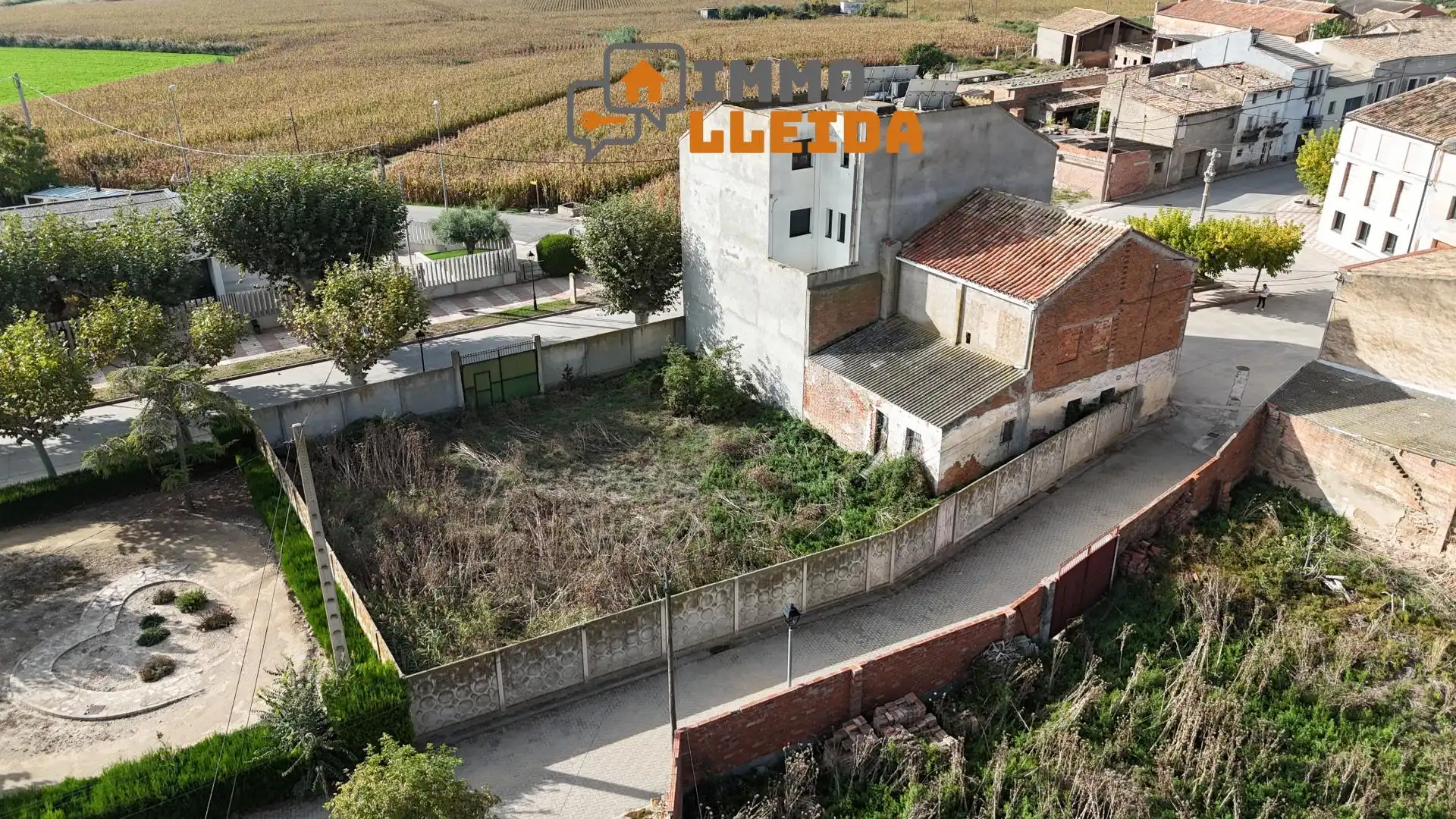 Casa adosada en venta en La Fuliola con Terraza y Trastero