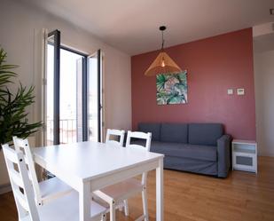 Living room of Apartment to rent in  Madrid Capital  with Air Conditioner, Heating and Furnished