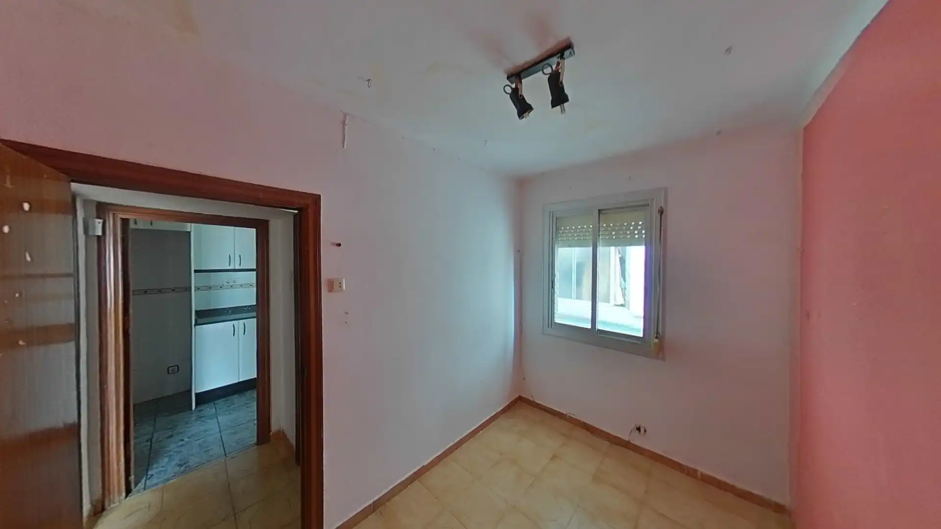 Dormitori de Apartament en venda en Cornellà de Llobregat
