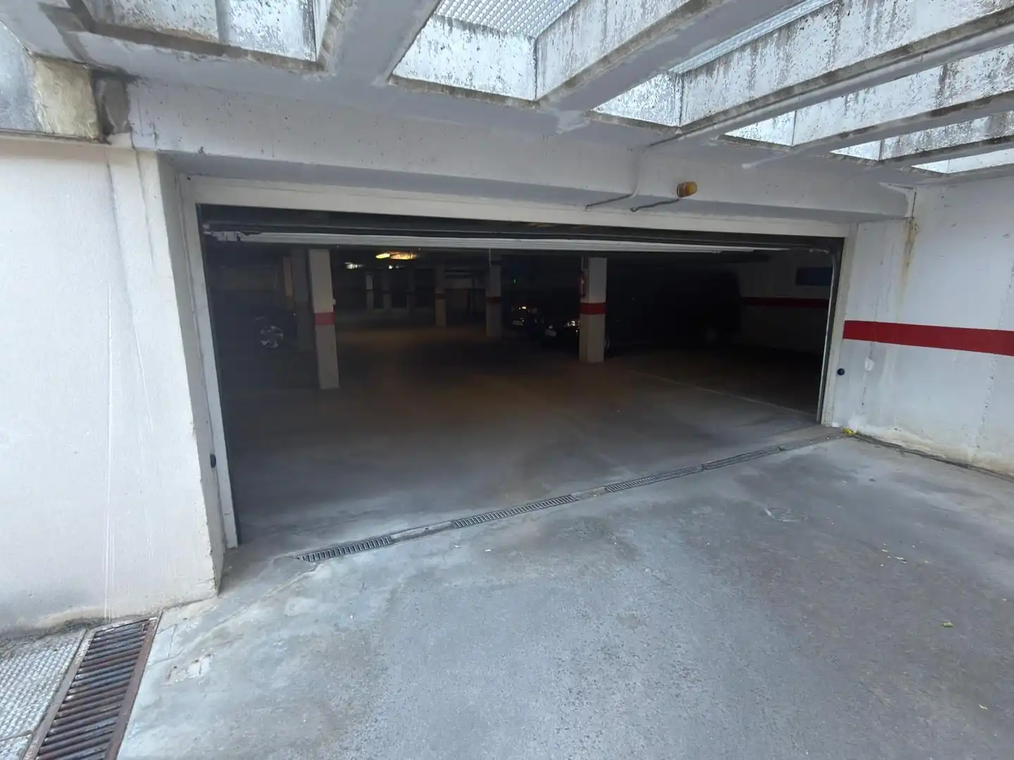 Parking of Office for rent in Villaviciosa de Odón  with Air Conditioner