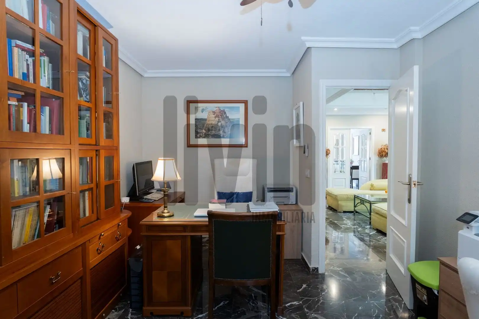 Sala d'estar de Casa adosada en venda en Jaén amb Aire condicionat, Calefacció i Jardí privat