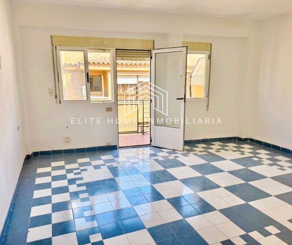 Exterior view of Flat for sale in Castellón de la Plana / Castelló de la Plana  with Balcony