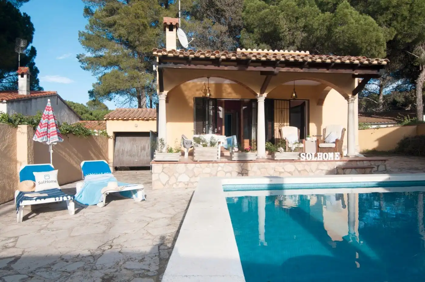 Casa con piscina en venta en Passatge Pi Gran 7B, imagen 3