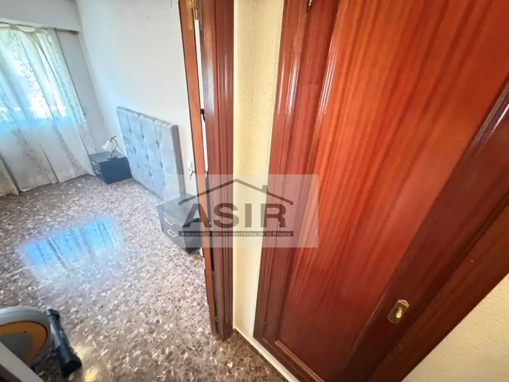 Piso en venta en Alzira con Terraza