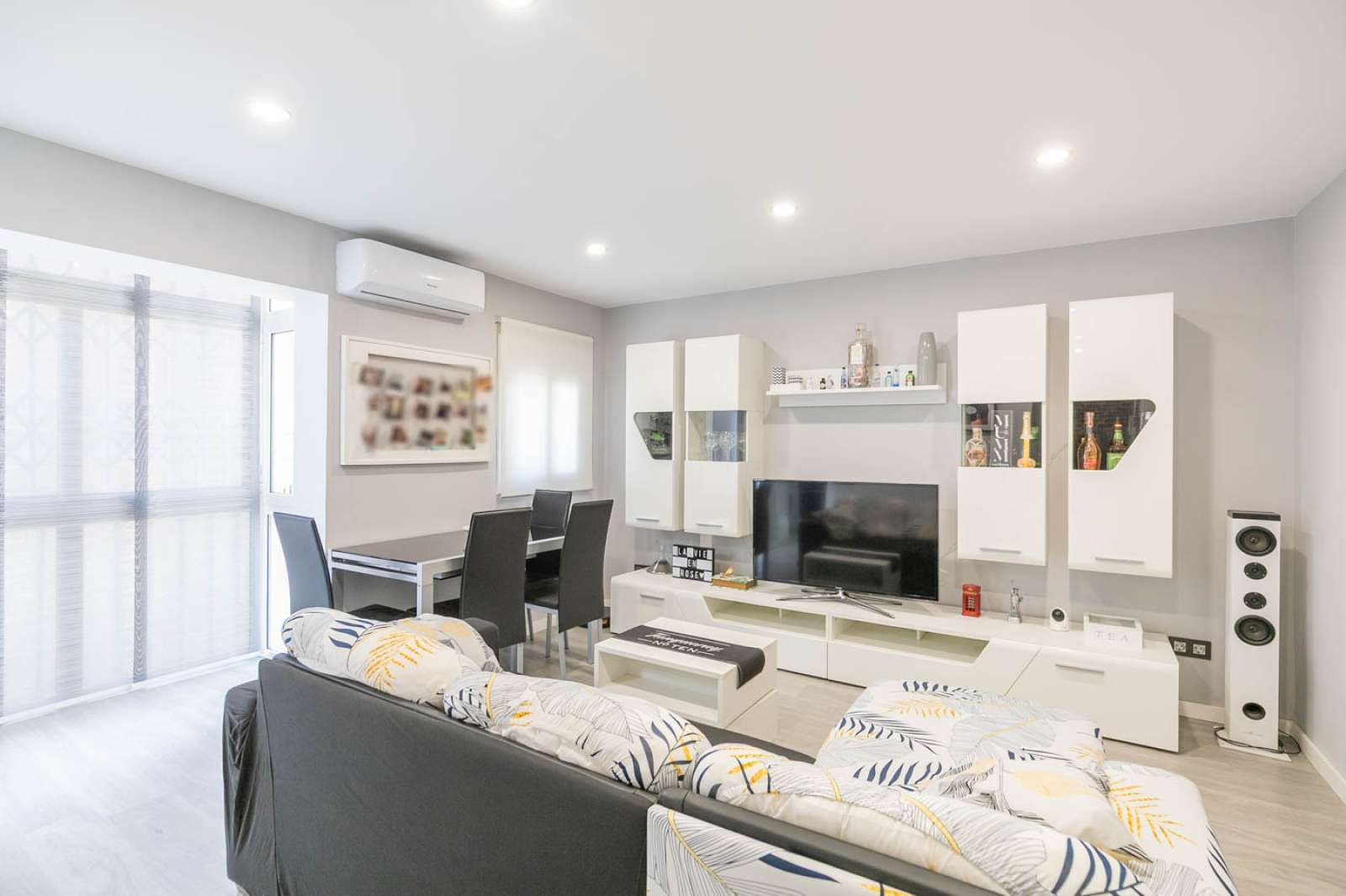Sala d'estar de Apartament per a compartir en  Barcelona Capital amb Aire condicionat i Terrassa