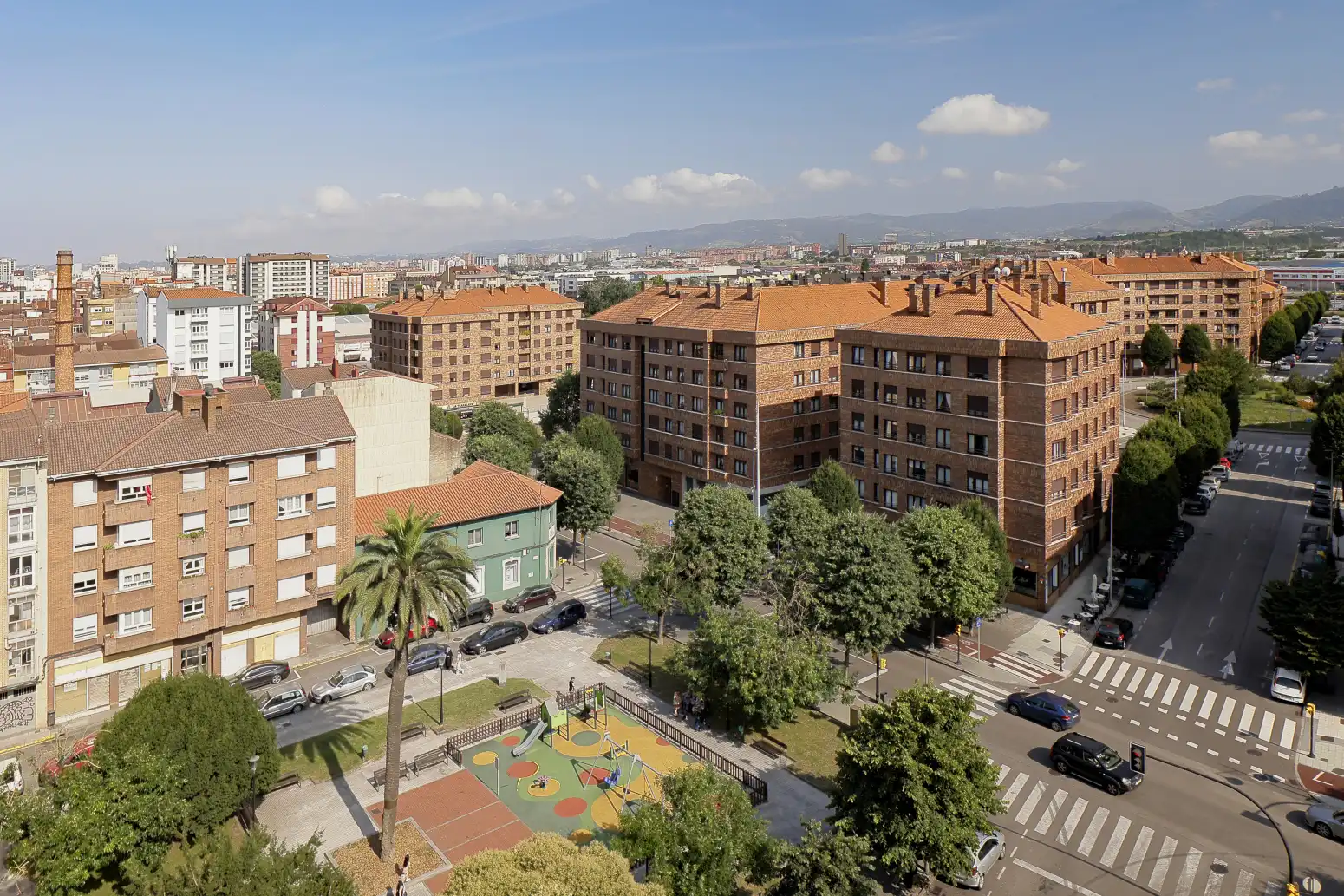 Vista exterior de Piso en venta en Gijón  con Calefacción