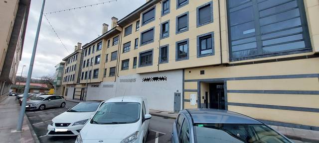 Local comercial en Venta en Calle Justo Rodríguez en Noreña