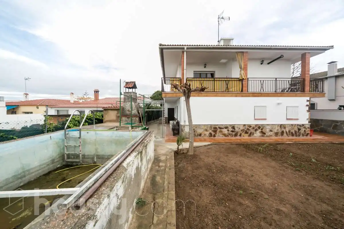 Houses for sale in Carrer de L'Estaca, Fondo Somella