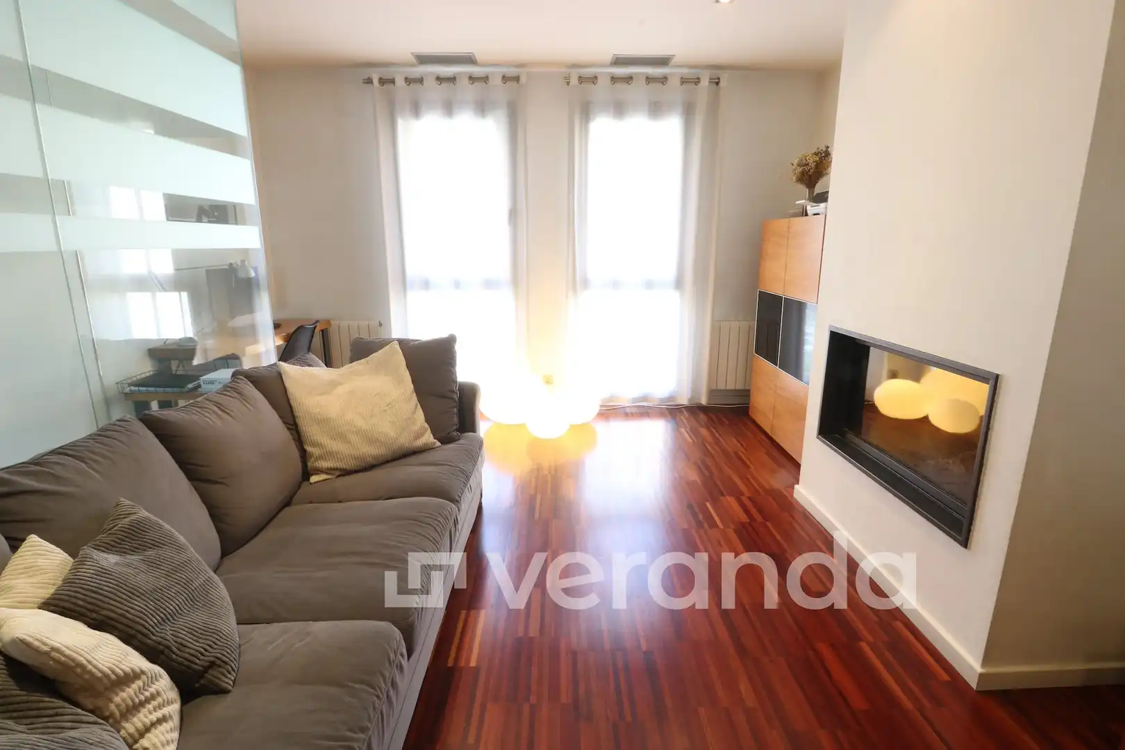 Sala d'estar de Casa adosada en venda en Ripollet amb Aire condicionat, Calefacció i Parquet