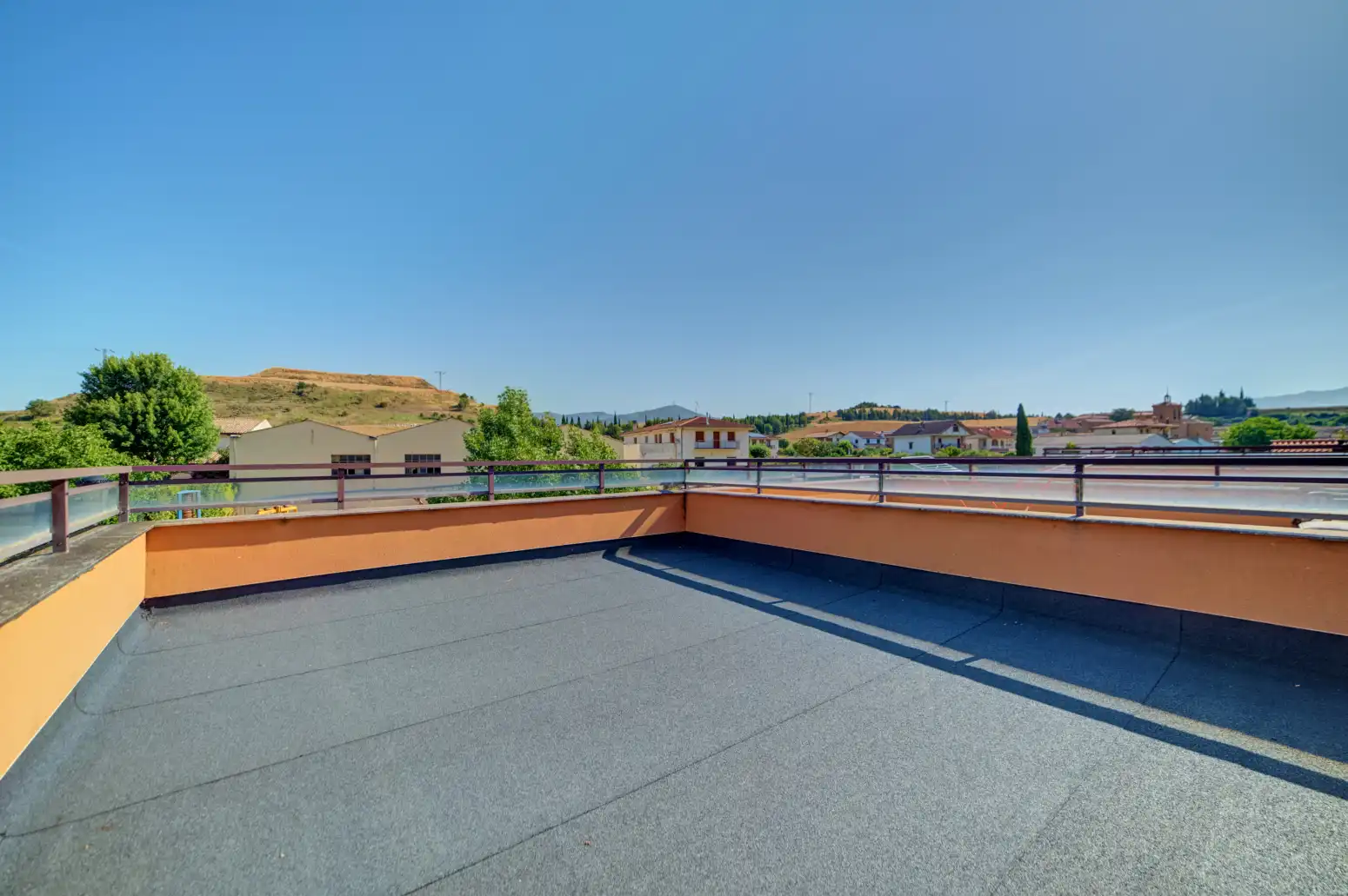Terrace of Detached homes for sale in Enériz / Eneritz  with Heating, Private garden and Parquet flooring