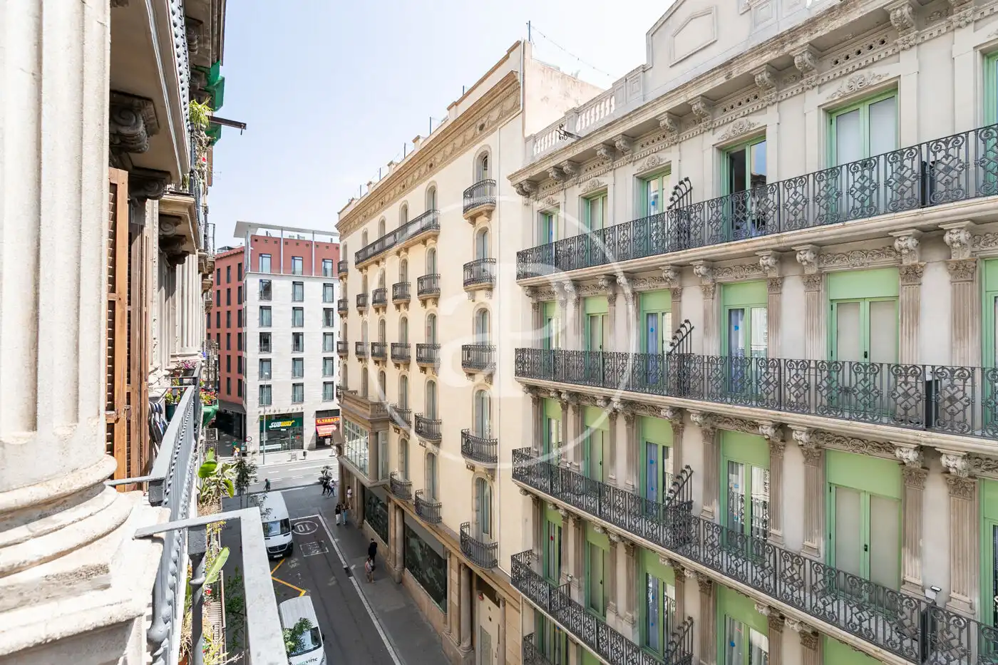 Vista exterior de Pis en venda en Barcelona amb Calefacció i Balcó