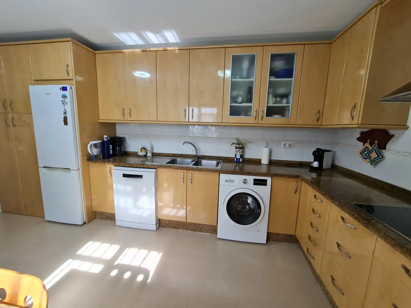 Kitchen of Houses for sale in Camas  with Air Conditioner, Terrace and Storage room