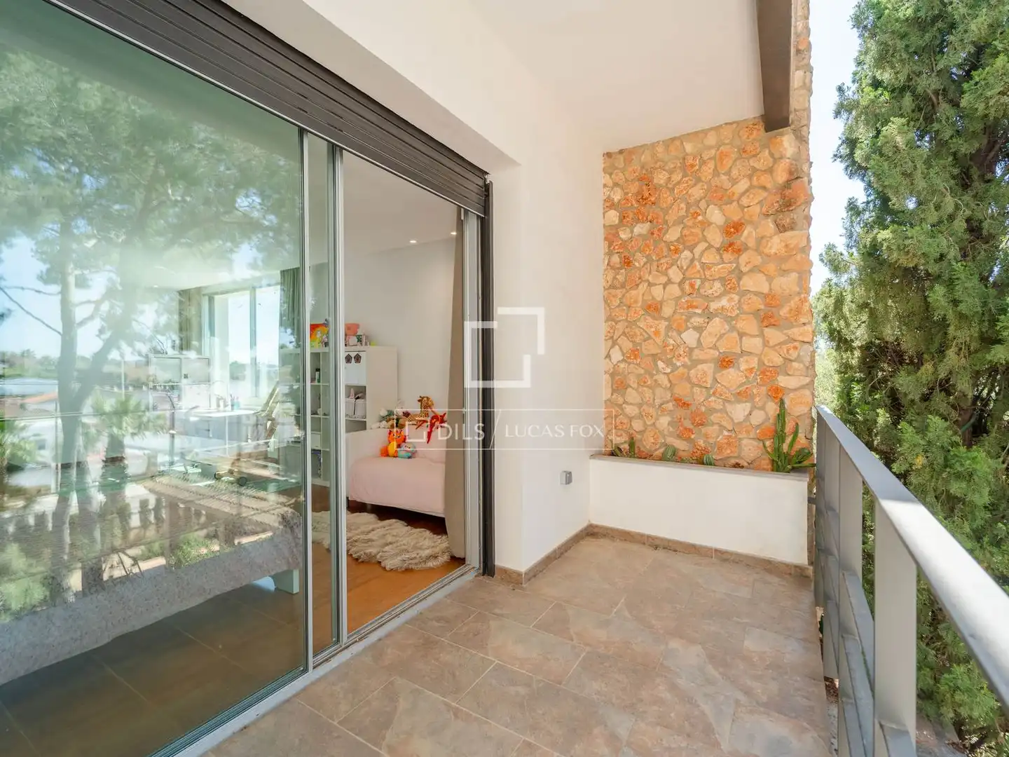 Terrassa de Casa o xalet en venda en Riba-roja de Túria amb Aire condicionat, Jardí privat i Terrassa