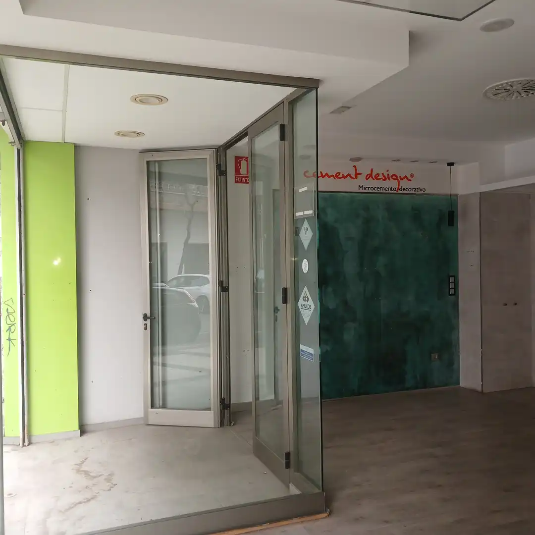 Local en venta en Zaragoza con Aire acondicionado y Calefacción