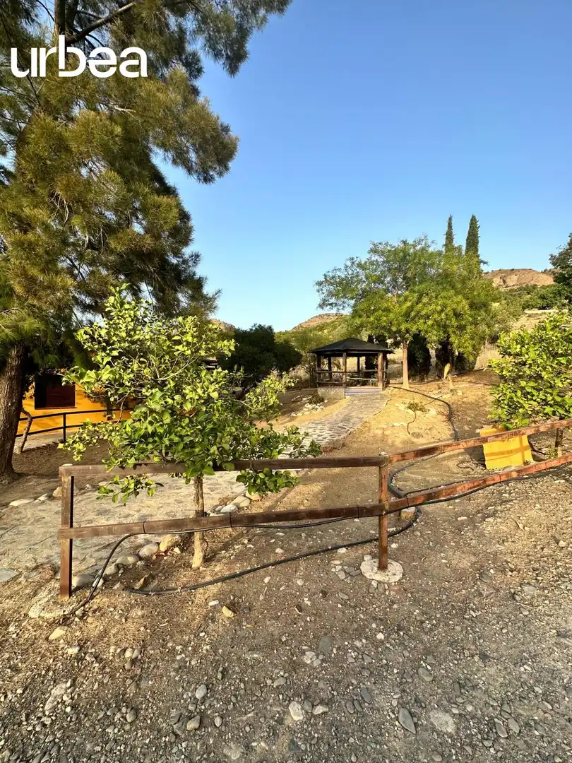 Vista exterior de Finca rústica en venda en Pizarra amb Aire condicionat, Calefacció i Jardí privat