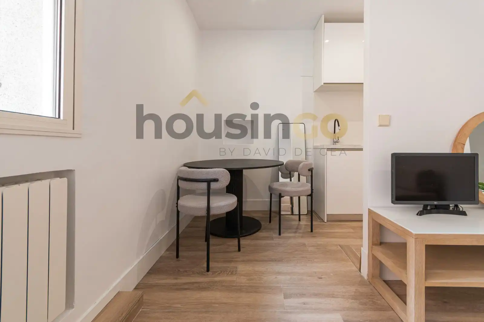 Study for rent in Juan Álvarez Mendizábal, Argüelles